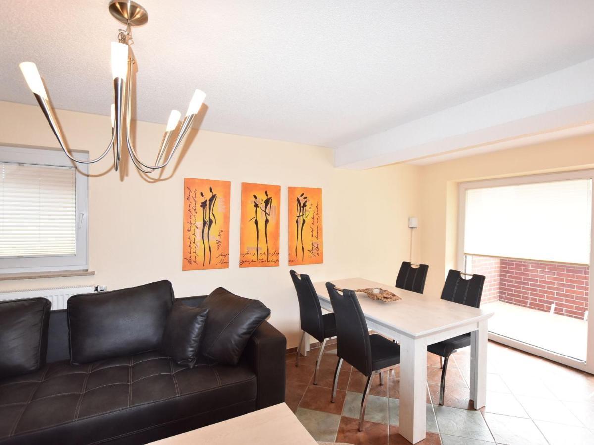 Modern Apartment In Kroepelin With Garden Szoba fotó